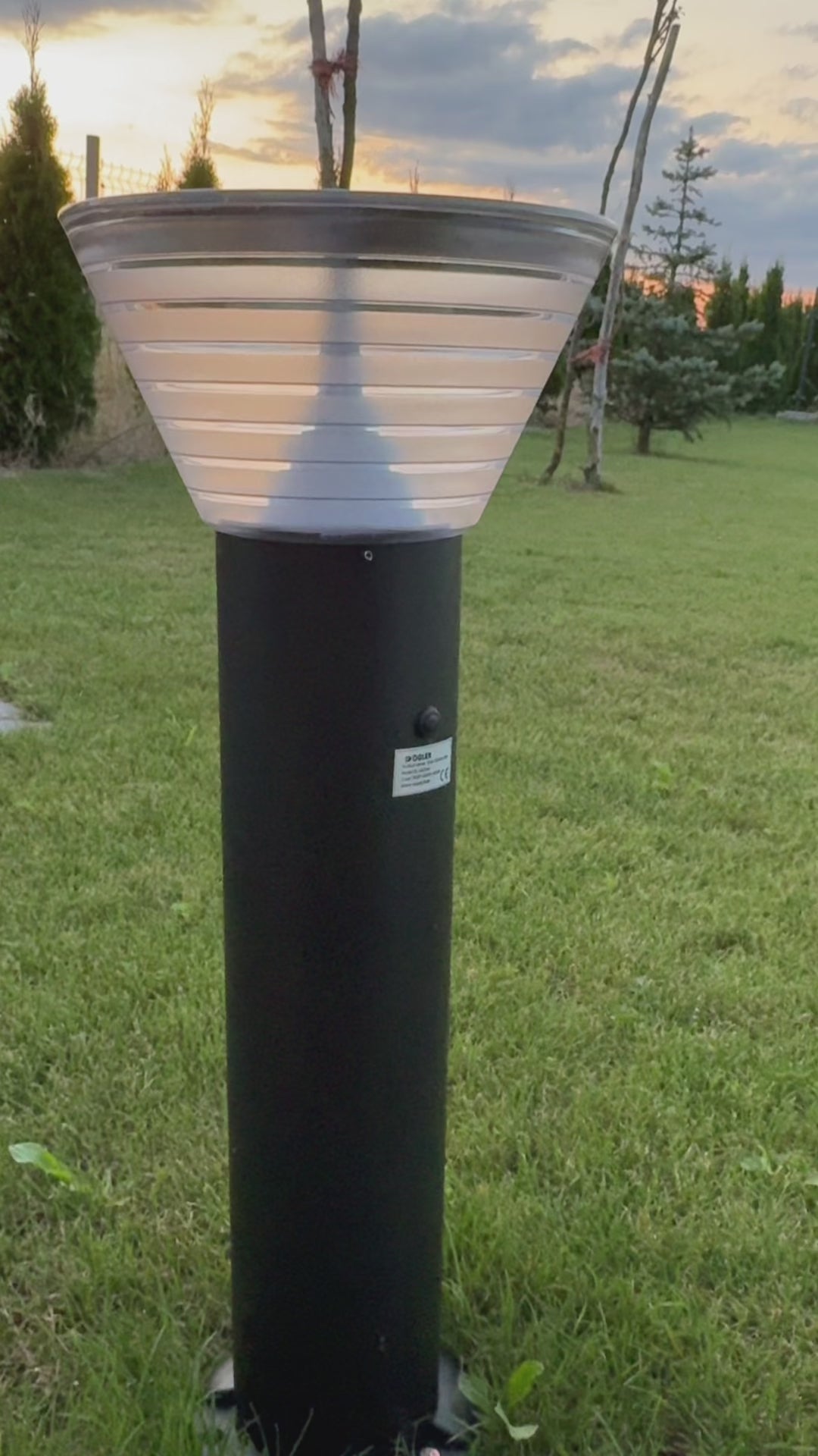 Lampa Ogrodowa Solarna LED 4,5W 495lm 3200K - 6500K CCT IP65 Słupek 60cm Antracyt Szkło